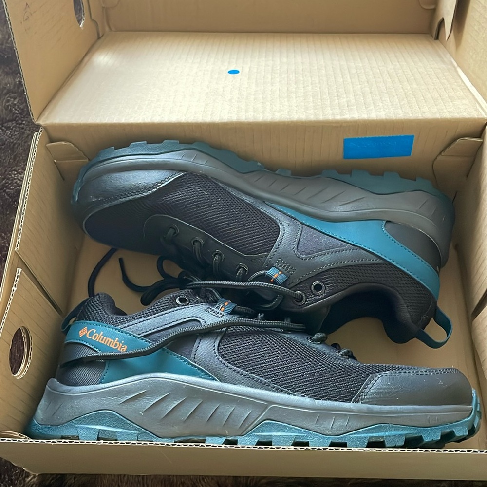 Columbia Trailstorm Ascend Men’s waterproof hiking boots size 9 Like new